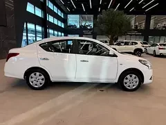 Nissan Sunny