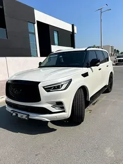 Infiniti QX80