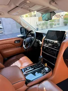 Infiniti QX80