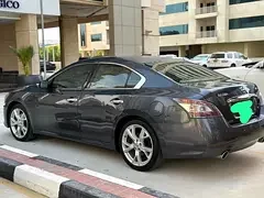 Nissan Maxima