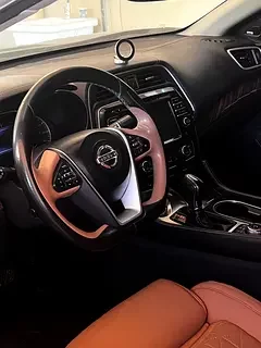 Nissan Maxima