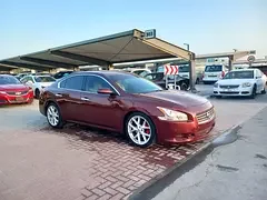 Nissan Maxima