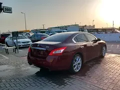 Nissan Maxima