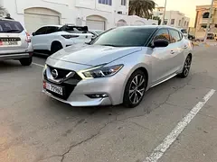 Nissan Maxima