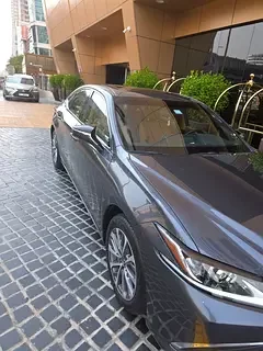 Lexus ES-Series