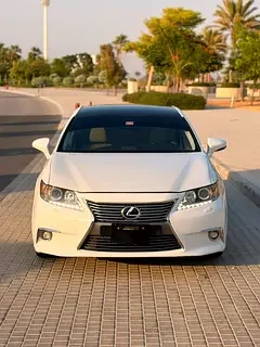 Lexus ES-Series
