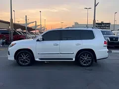 Lexus LX-Series