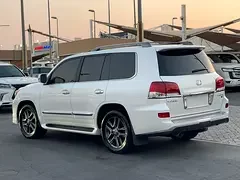 Lexus LX-Series