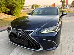 Lexus ES-Series