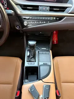 Lexus ES-Series