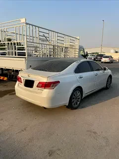 Lexus ES-Series