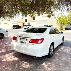 Lexus ES-Series