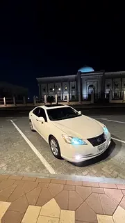 Lexus ES-Series