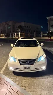 Lexus ES-Series