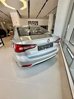 MG MG5