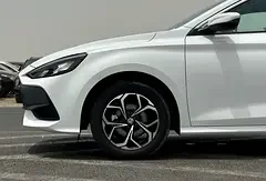 MG MG5