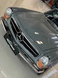 Mercedes-Benz SL-Class