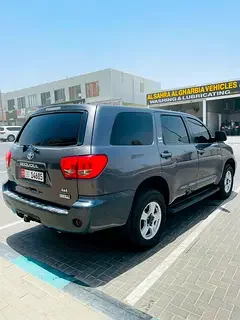 Toyota Sequoia