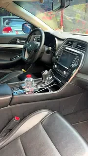 Nissan Maxima