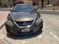 Nissan Altima