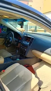 Nissan Maxima