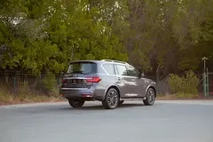 Infiniti QX80