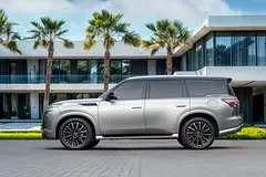 Infiniti QX80