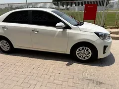 Kia Pegas
