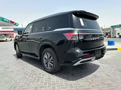 Infiniti QX80