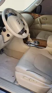 Infiniti QX80