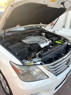 Lexus LX-Series
