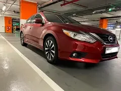 Nissan Altima