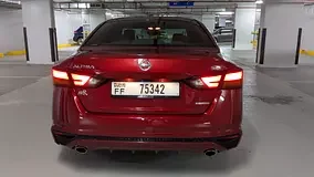 Nissan Altima