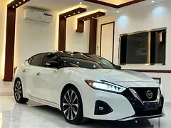 Nissan Maxima