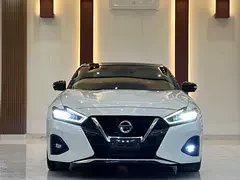 Nissan Maxima