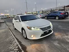 Lexus ES-Series