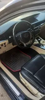 Lexus ES-Series