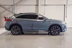 Infiniti QX55
