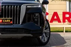 Hongqi E-HS9