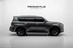 Infiniti QX80