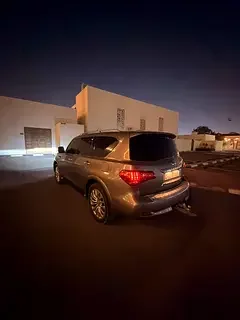 Infiniti QX80