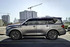 Infiniti QX80