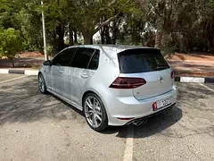 Volkswagen Golf R