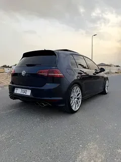 Volkswagen Golf R