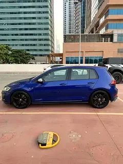 Volkswagen Golf R