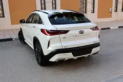 Infiniti QX55