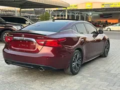Nissan Maxima