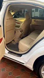 Lexus ES-Series