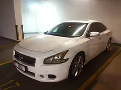 Nissan Maxima