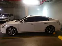 Nissan Maxima